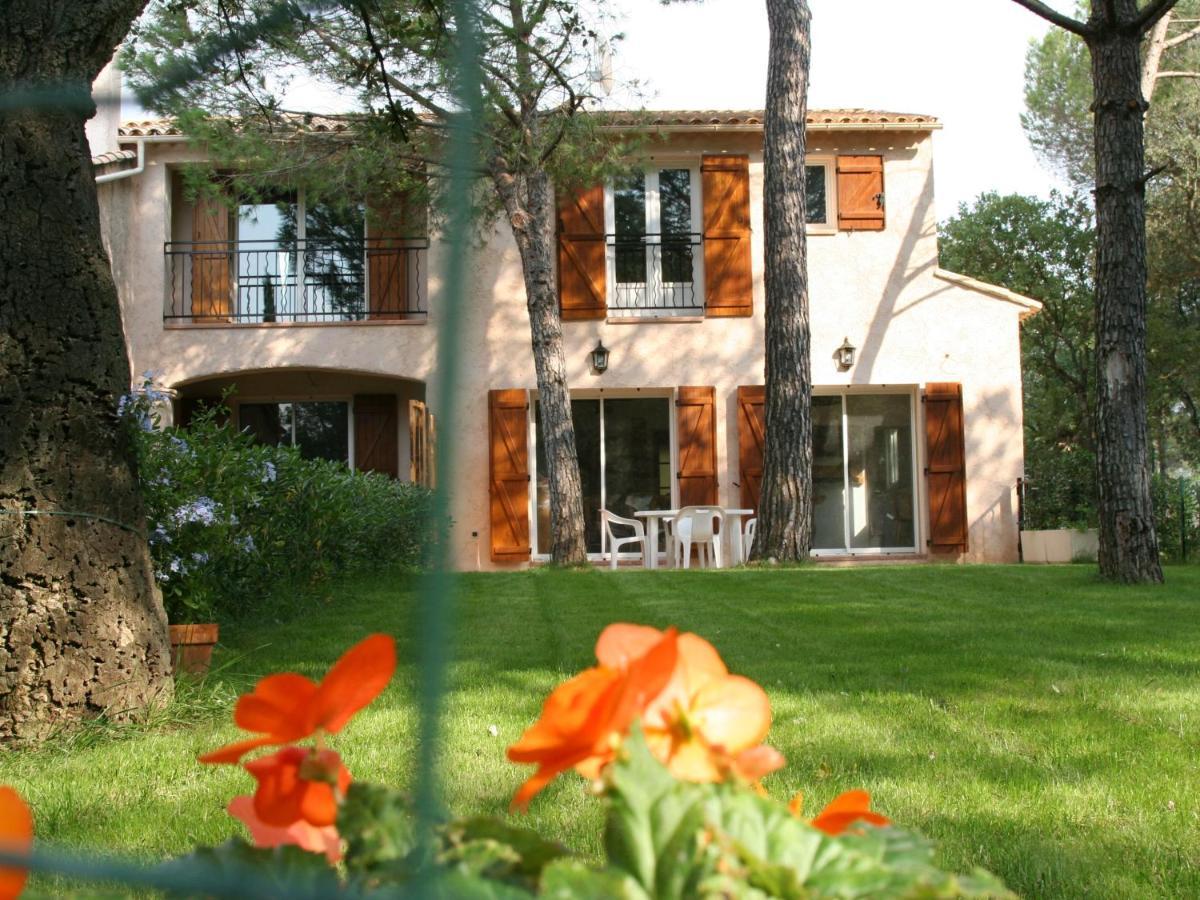 Location Villa Et Studios Roquebrune-Sur-Argens Eksteriør bilde