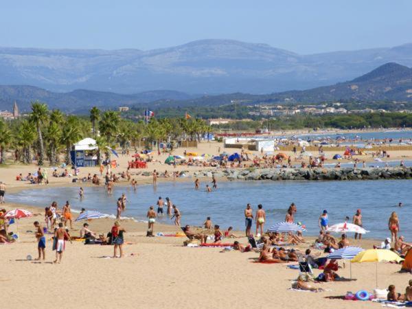 Location Villa Et Studios Roquebrune-Sur-Argens Eksteriør bilde